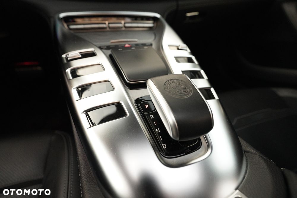 Mercedes-Benz AMG GT 43 4-Matic+ - 13