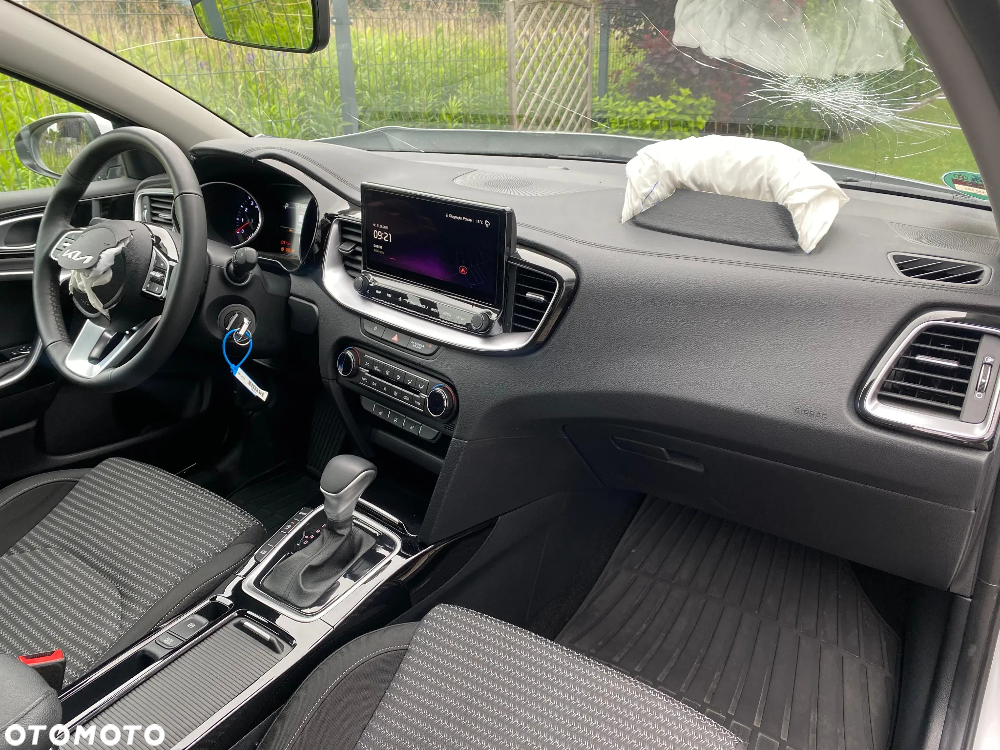 Kia Ceed 1.5 T-GDI DCT7 OPF Vision - 24