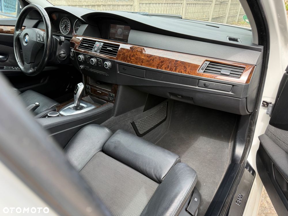 BMW Seria 5 530d - 36