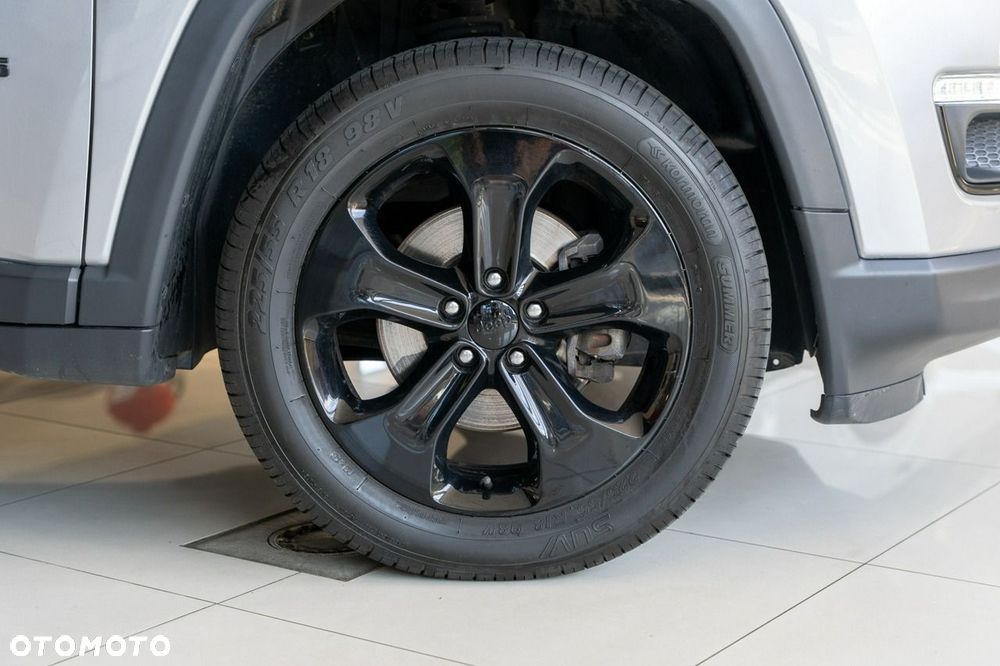 Jeep Compass 1.4 TMair Night Eagle FWD S&S - 4