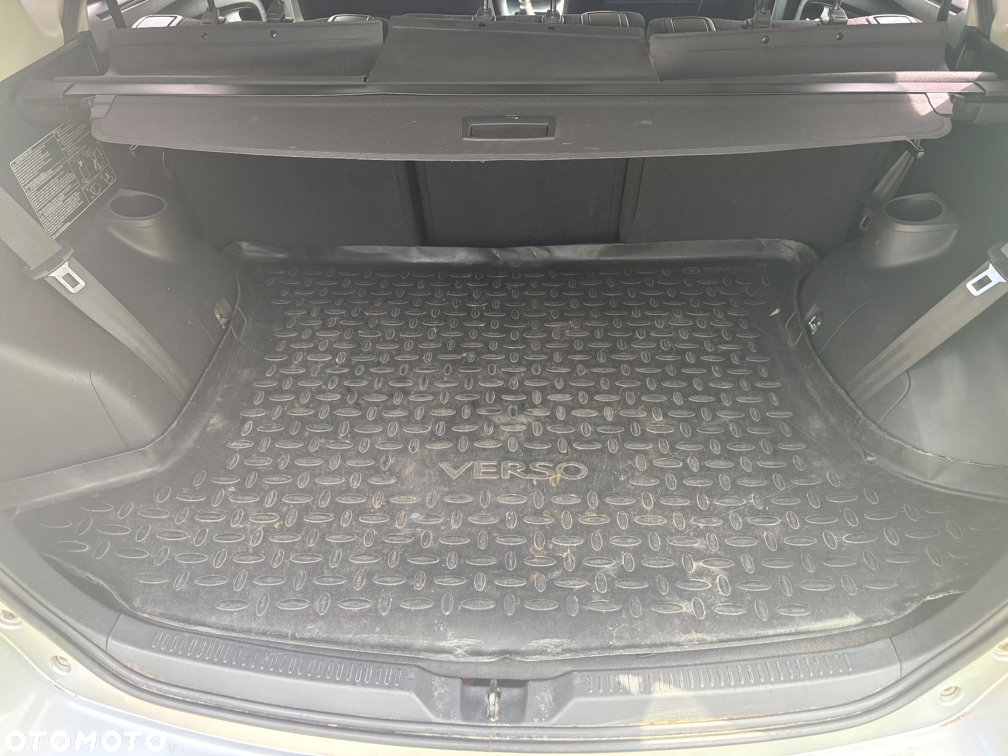 Toyota Verso 1.8 Sol plus 7os - 11