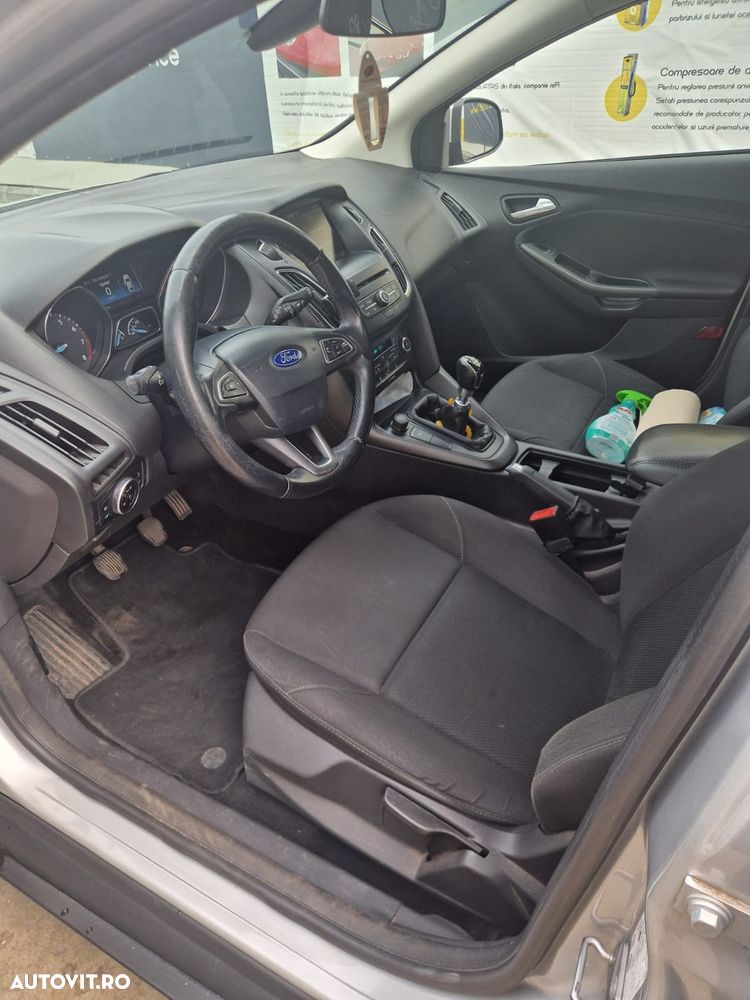 Ford Focus 1.0 EcoBoost Start Stop Trend - 9