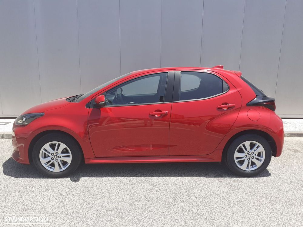 Toyota Yaris - 4