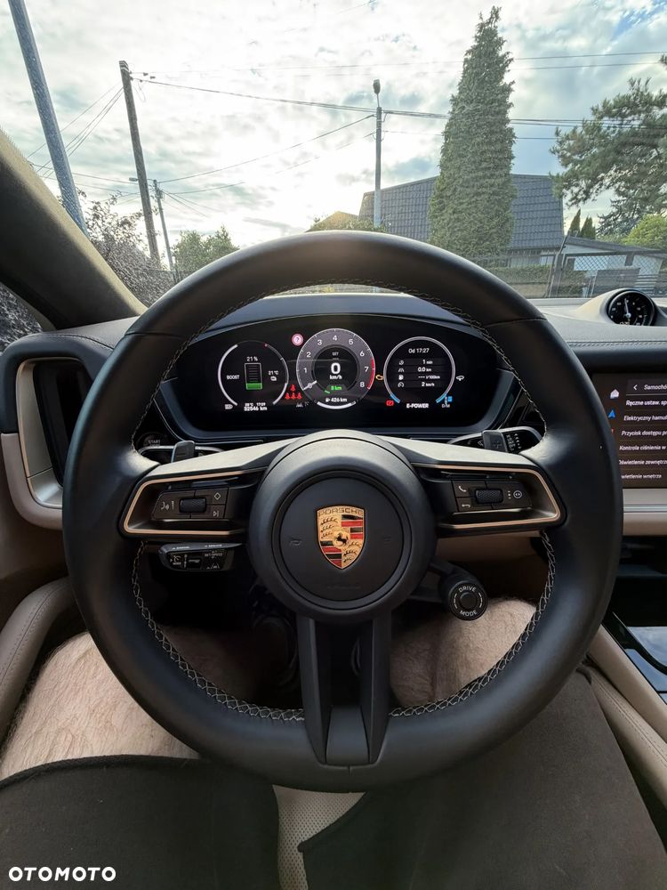 Porsche Cayenne E-Hybrid PHEV - 9