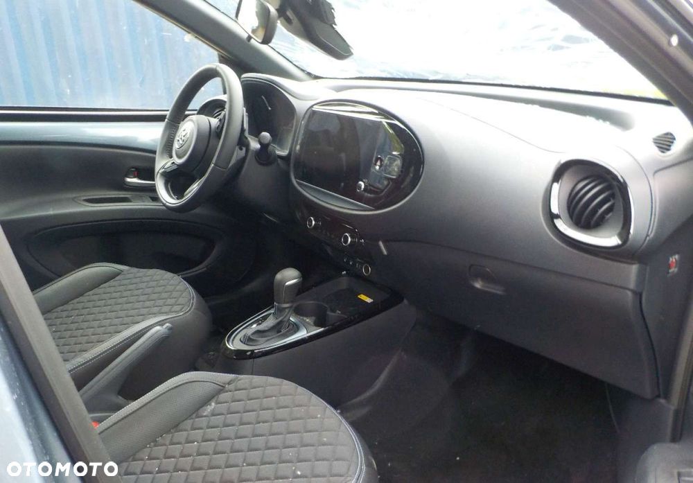 Toyota Aygo X - 15