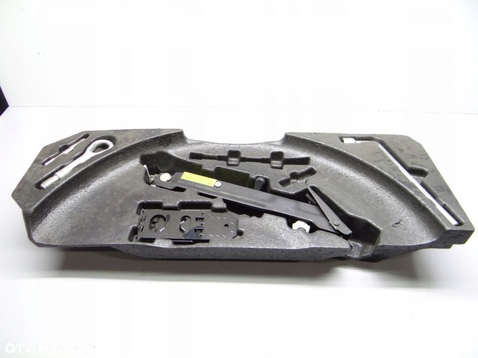 MB W164 ML ZESTAW KOLA ZAPASOWEGO PODNOSNIK LEWARE