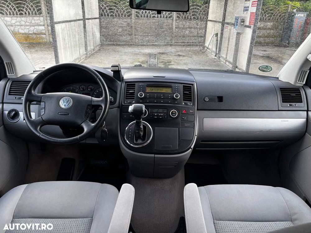 Volkswagen Multivan - 7