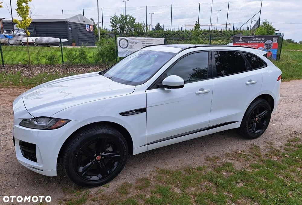 Jaguar F-Pace - 5