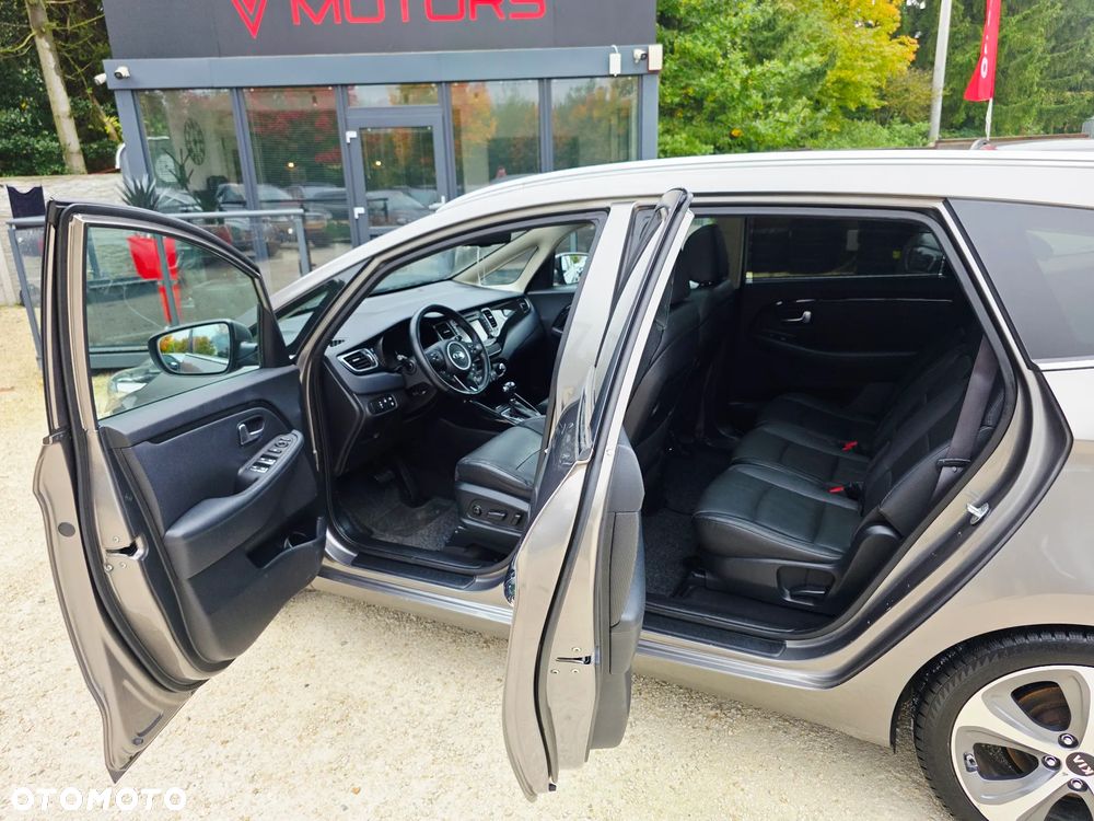 Kia Carens 1.7 CRDi XL 7os DCT - 19