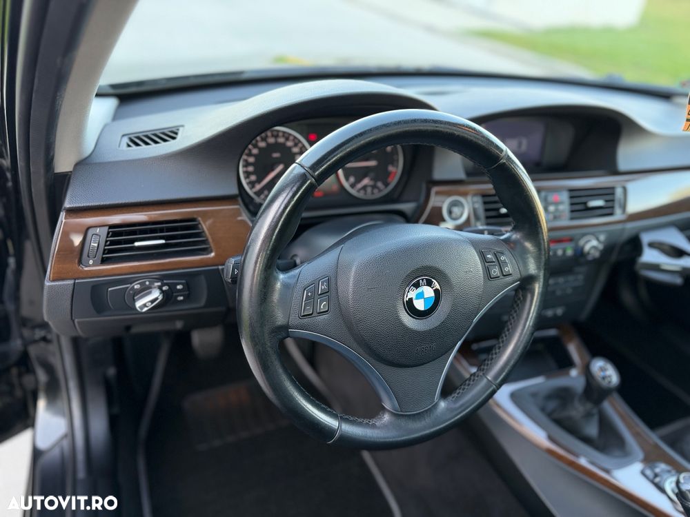 BMW Seria 3 320d DPF - 20