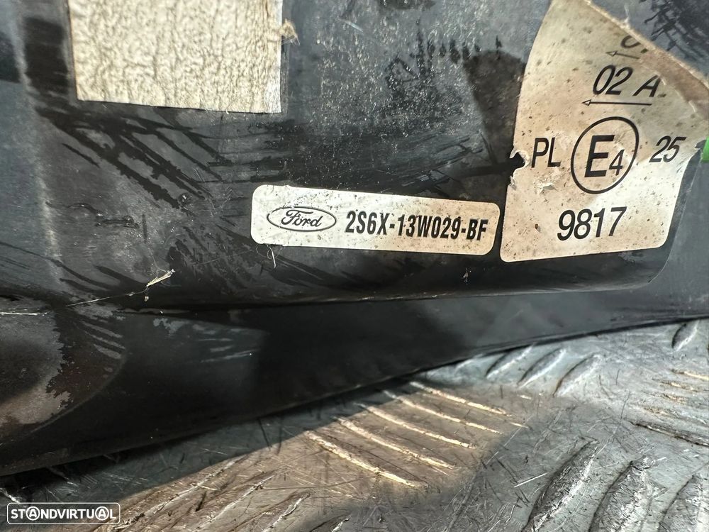 .Otica Farol Direita Ford Fiesta 5 MK5 2S6X13W029BF Original - 6