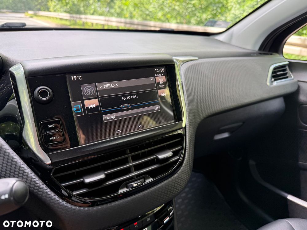 Peugeot 2008 1.2 Pure Tech Crossway S&S - 13