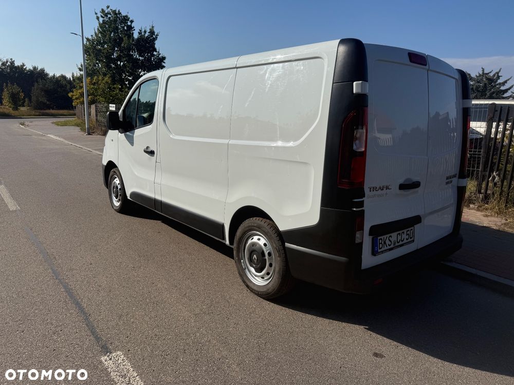 Renault Trafic - 9