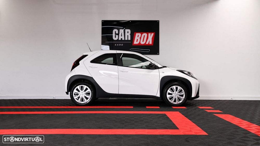 Toyota Aygo X 1.0 Play CVT - 2