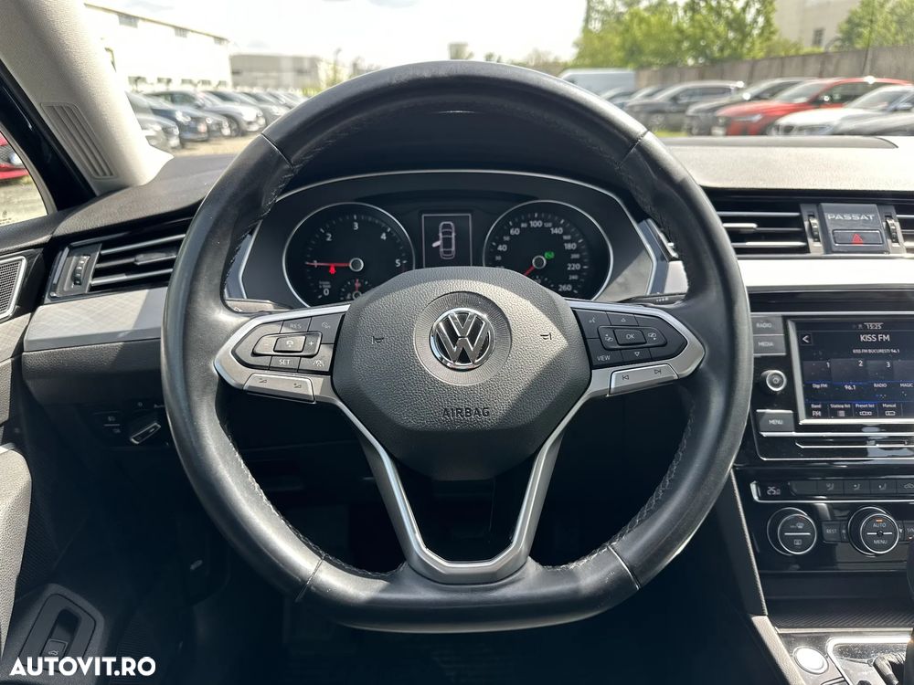 Volkswagen Passat - 17