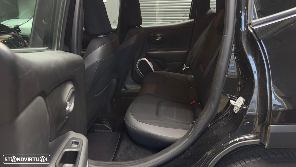 Jeep Renegade 1.6 MJD Limited S DCT - 36