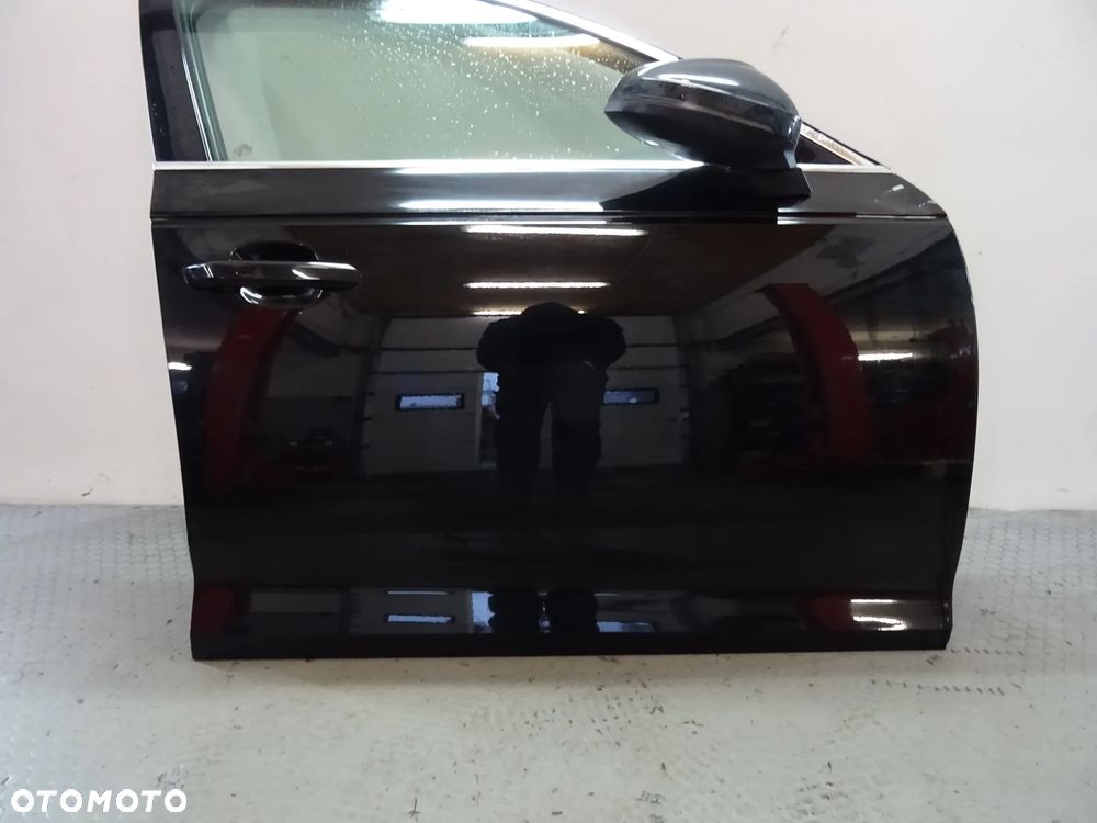 LY9T drzwi prawe przod  Audi A4 B9 8W 15-20 czesci - 7