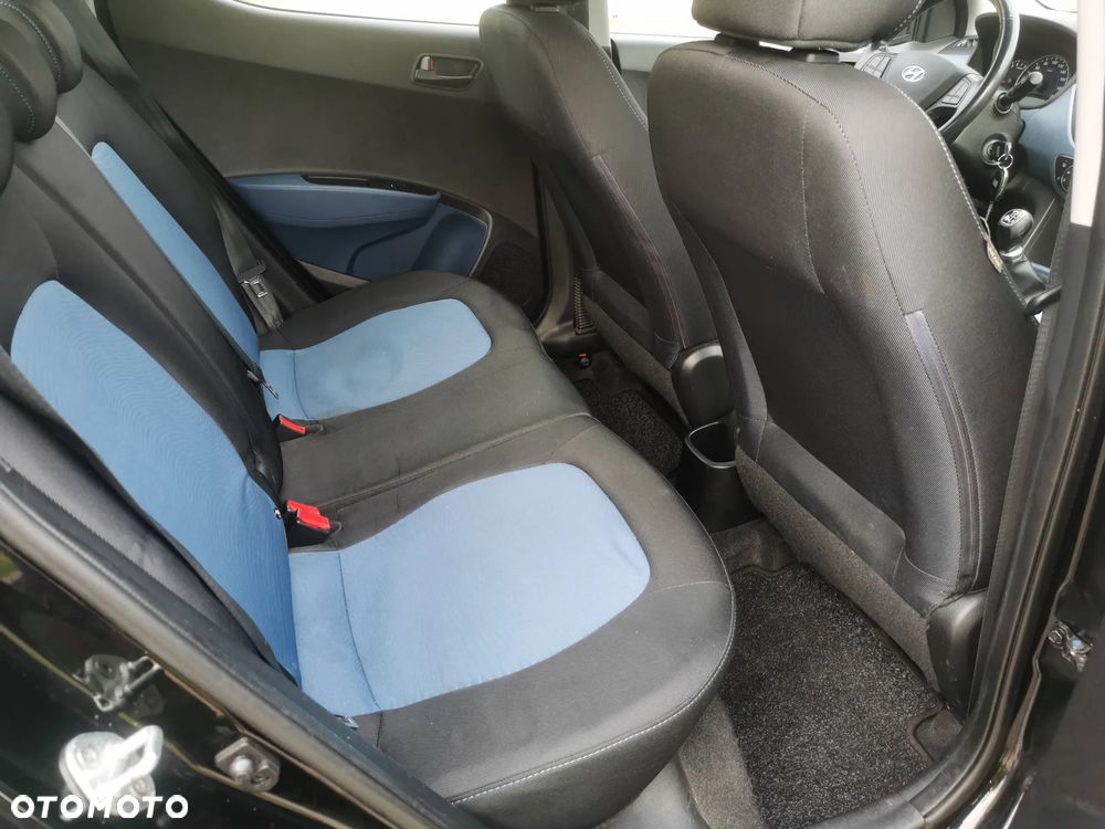 Hyundai i10 1.2 Premium - 12