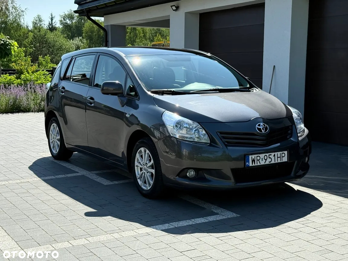 Toyota Verso 1.8 Edition - 11