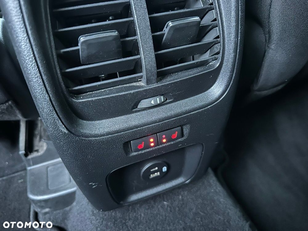 Ford Kuga 1.5 EcoBoost FWD Titanium - 27
