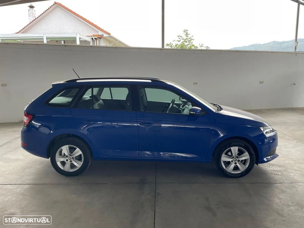 Skoda Fabia Break 1.0 MPI Active - 6