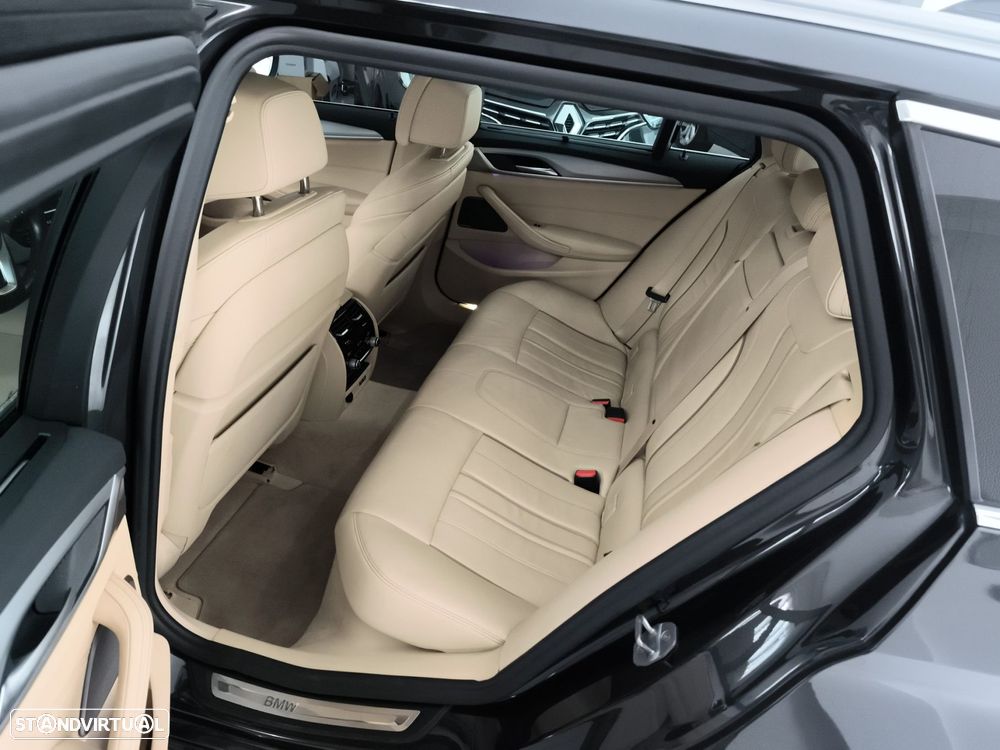 BMW 520 d Line Luxury Auto - 22