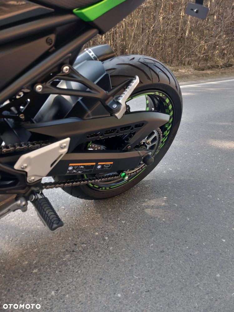 Kawasaki Z 900 - 10