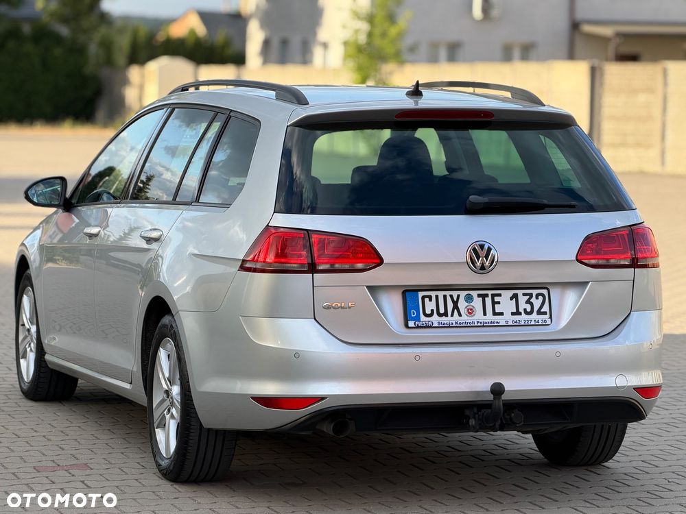 Volkswagen Golf 1.6 TDI DPF Highline - 2