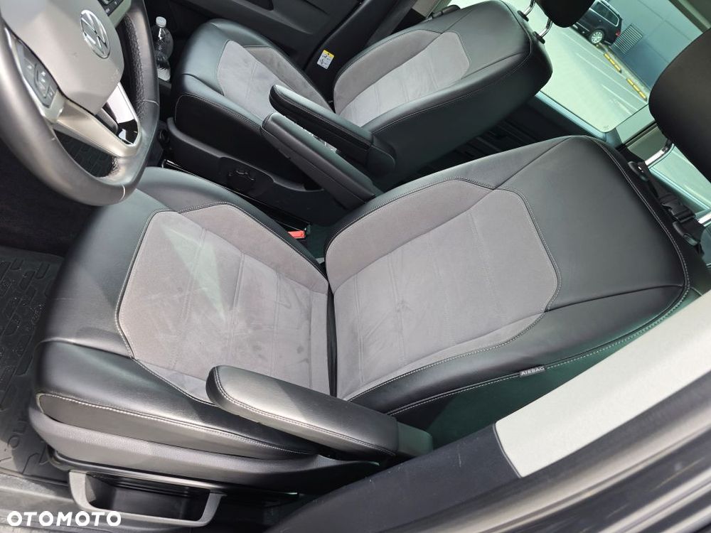 Volkswagen California - 11