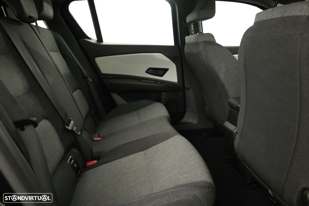 Renault 4 E-Tech 52 kWh Evolution Autonomia Conforto - 24