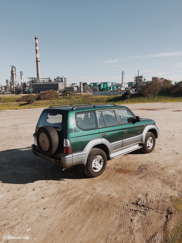 Toyota Land Cruiser Prado - 6