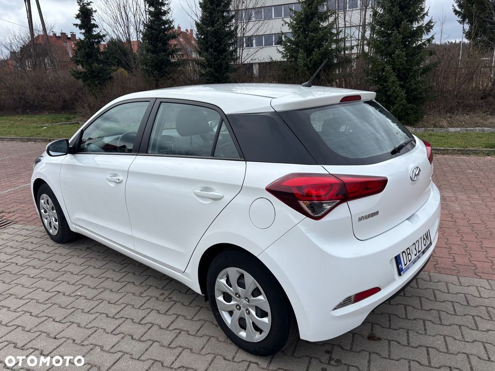 Hyundai i20 blue 1.2 Style - 18