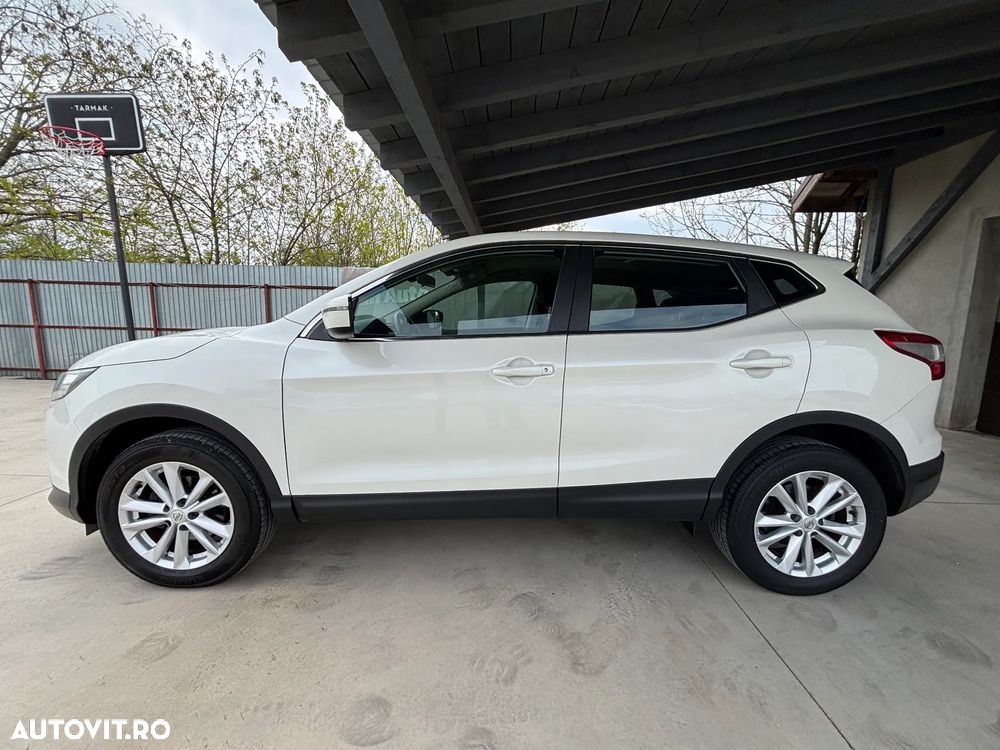 Nissan Qashqai 1.5 DCI Start/Stop N-Connecta - 10