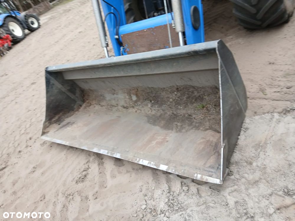 New Holland T7.220 - 5