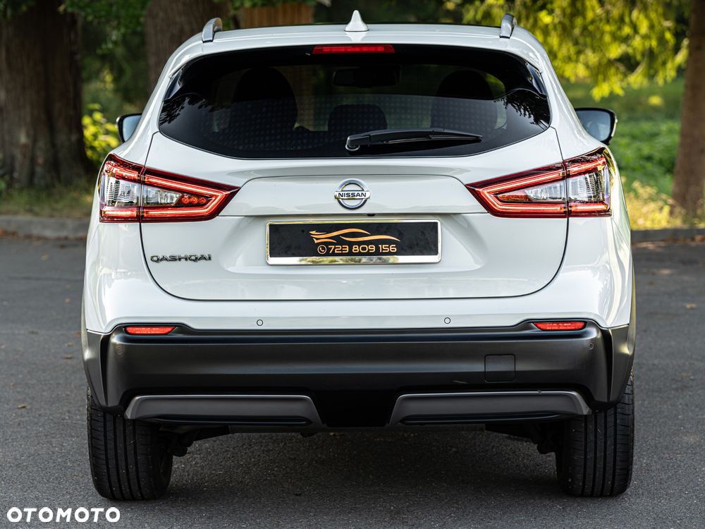 Nissan Qashqai 1.6 DIG-T N-Connecta - 18