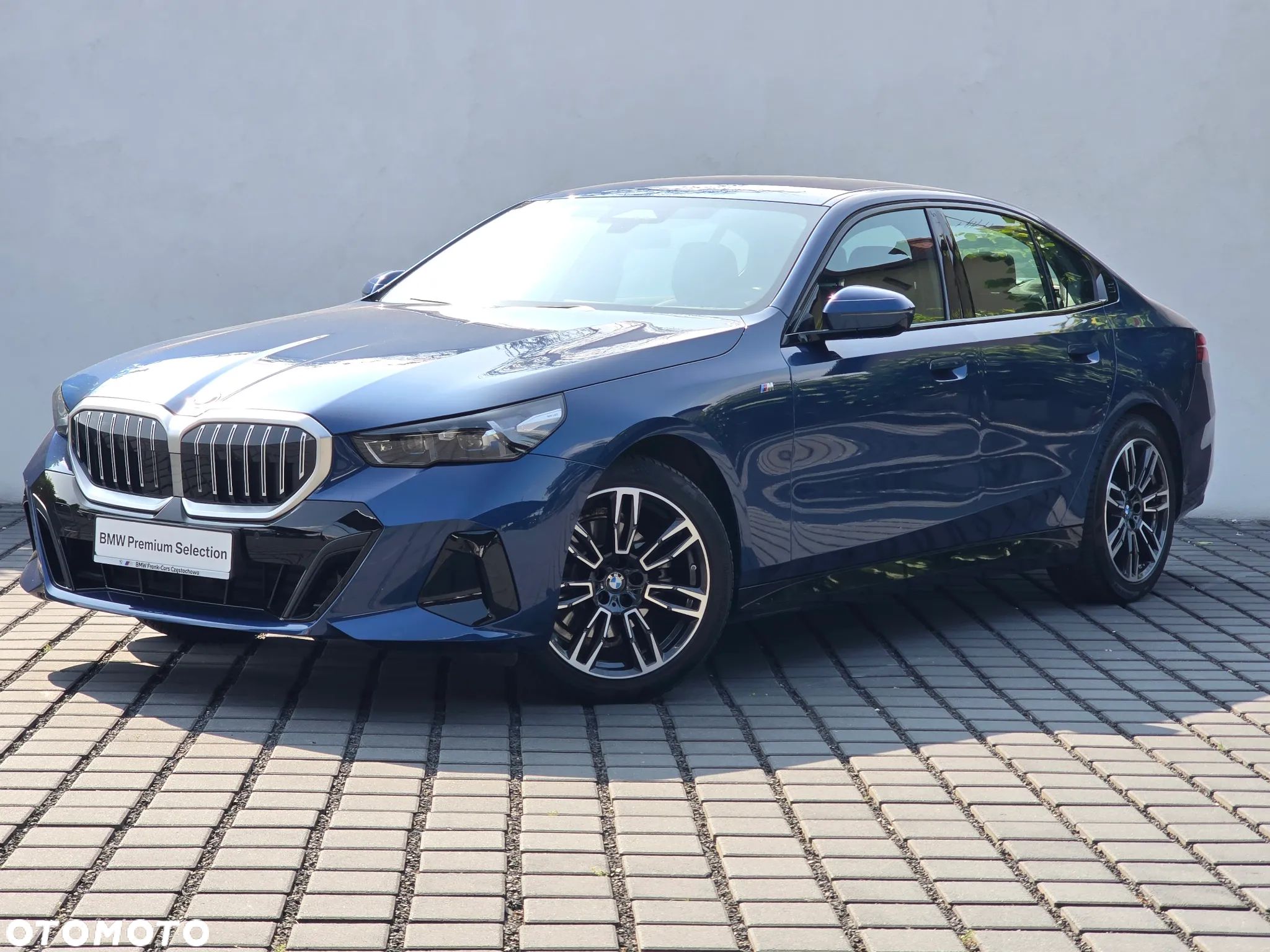 BMW Seria 5 520d xDrive - 1