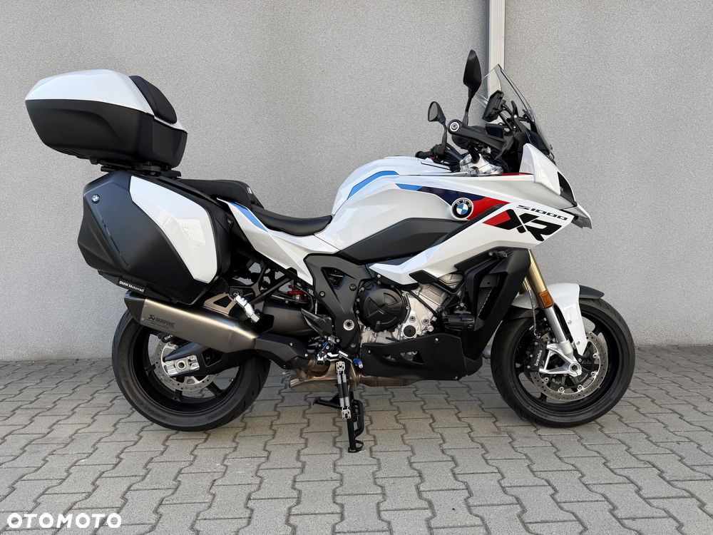 BMW XR - 3