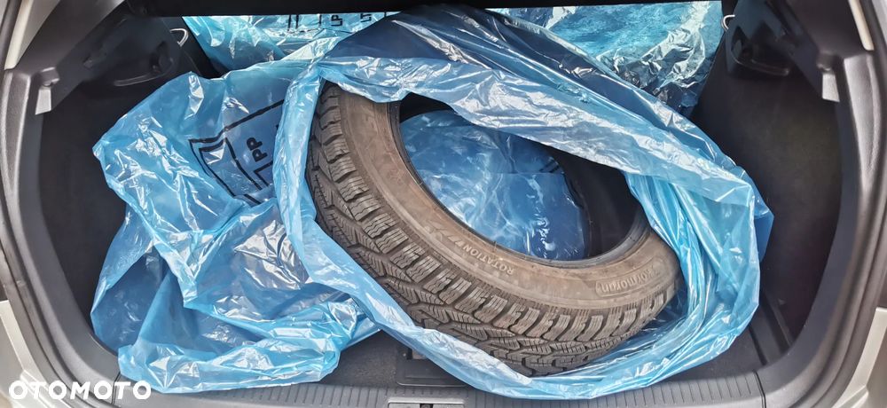 Volkswagen Golf VII 1.0 TSI BMT Trendline - 25