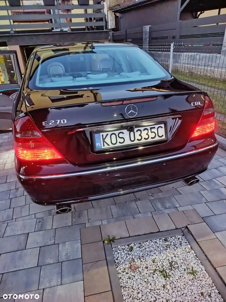 Mercedes-Benz Klasa E - 8