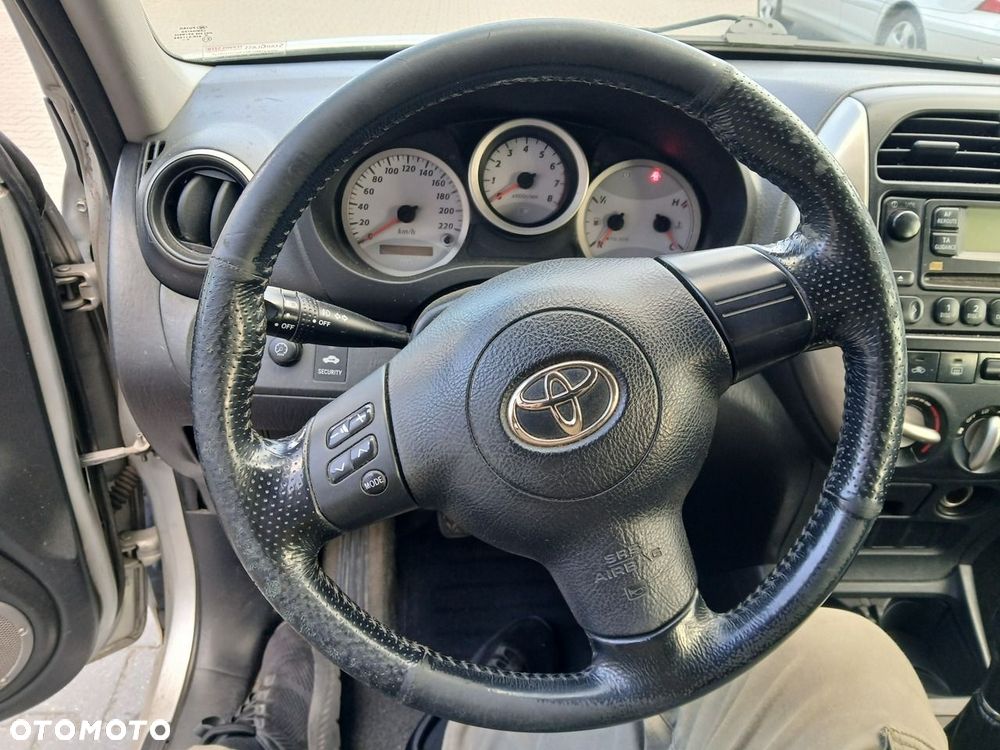 Toyota RAV4 4x2 Edition - 16