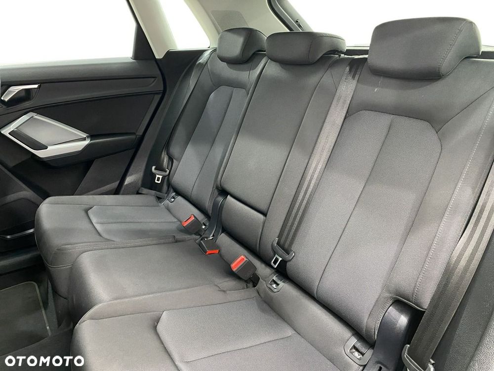 Audi Q3 - 12