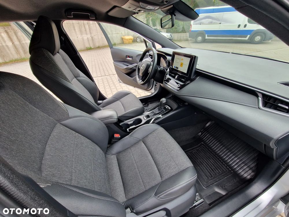 Toyota Corolla 1.8 Comfort - 26
