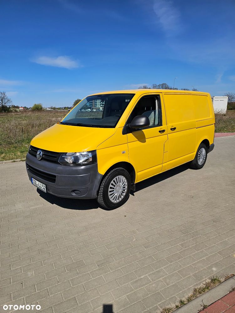 Volkswagen Transporter - 1