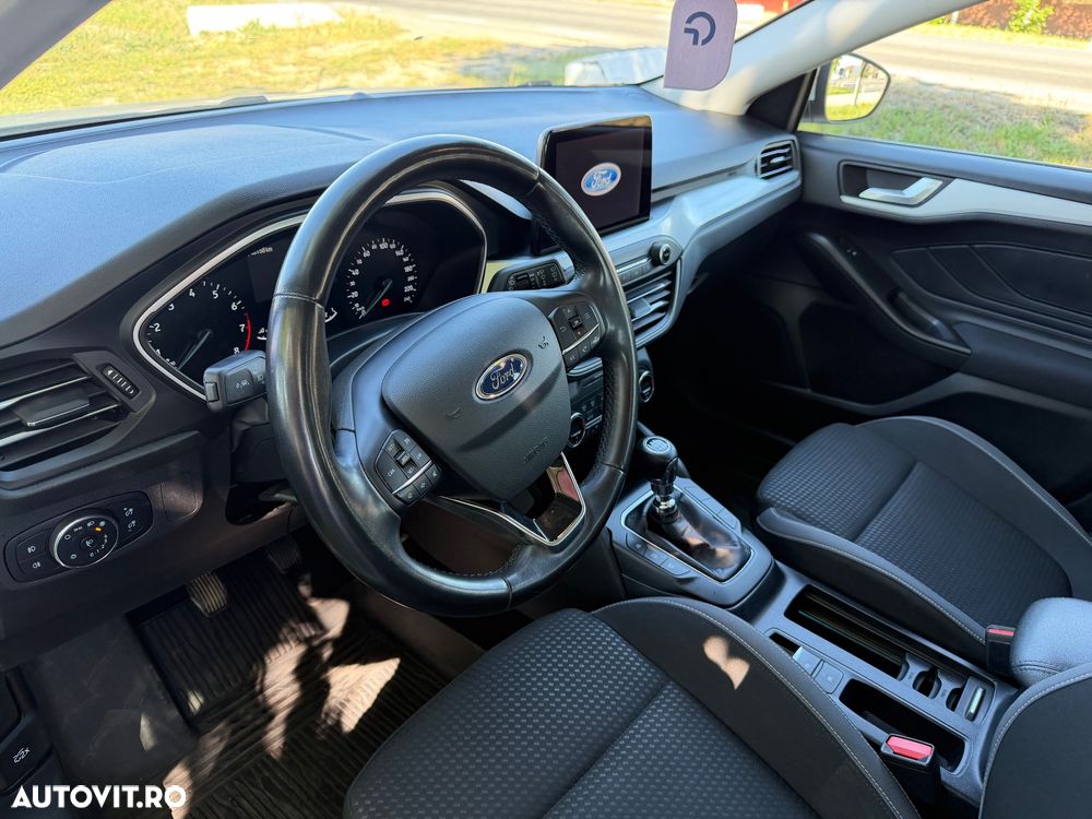 Ford Focus 1.0 EcoBoost Titanium Business - 10