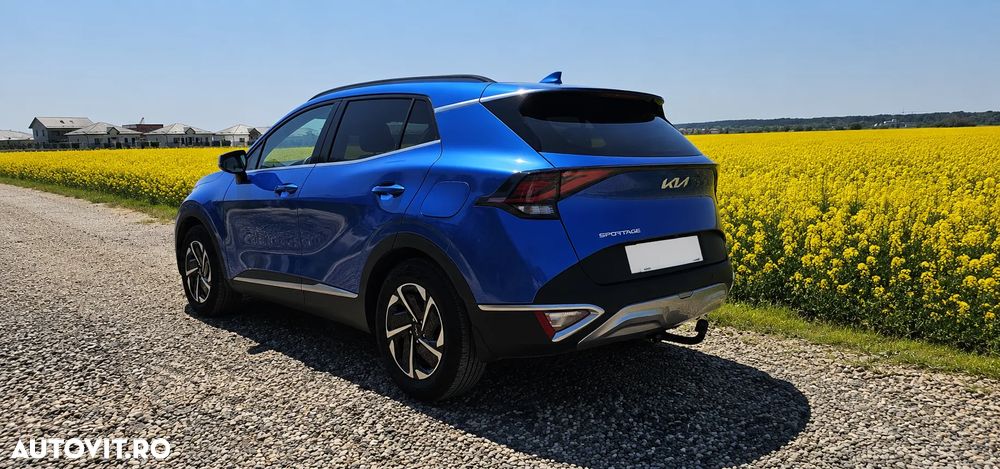 Kia Sportage 1.6 T-GDI HEV 6AT 4x2 Style - 4