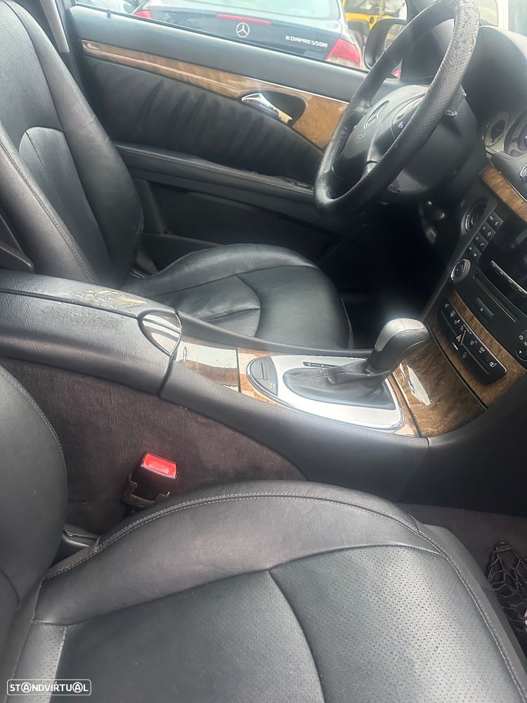Mercedes-Benz E 270 - 11
