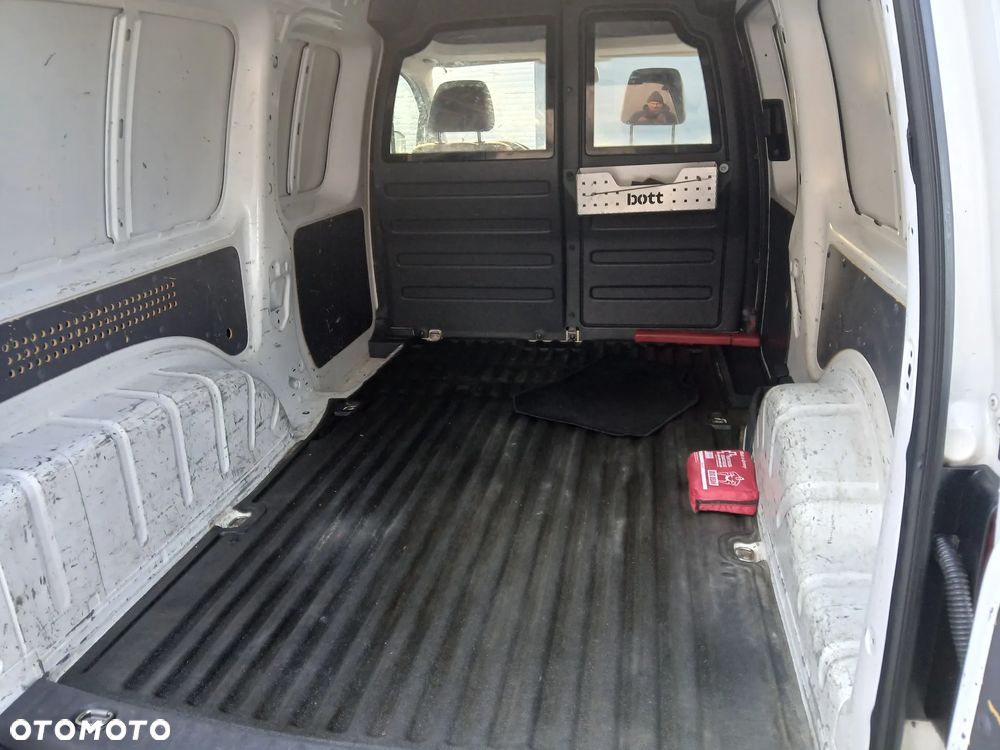 Volkswagen Caddy - 6
