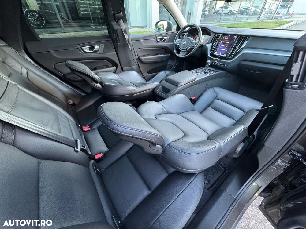 Volvo XC 60 D4 AWD Geartronic Momentum - 9