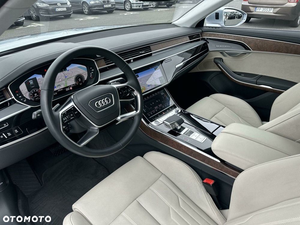 Audi A8 - 10