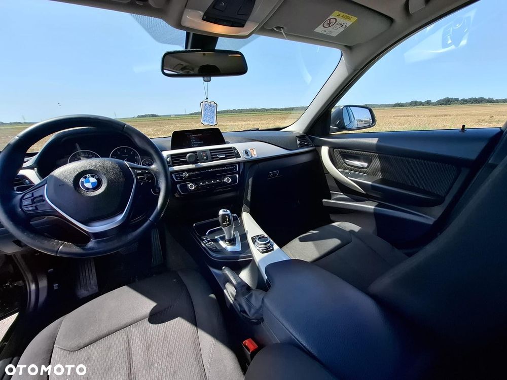 BMW Seria 3 318d - 5